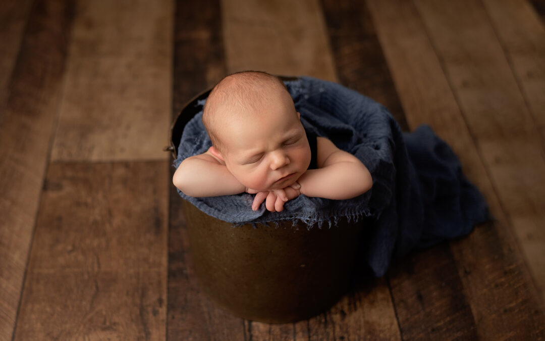 Capturing the Innocence in Newborns | Newborn Posed Photography